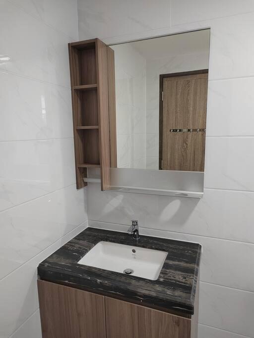 Central Park Homestay Johor Bahru Eksteriør bilde